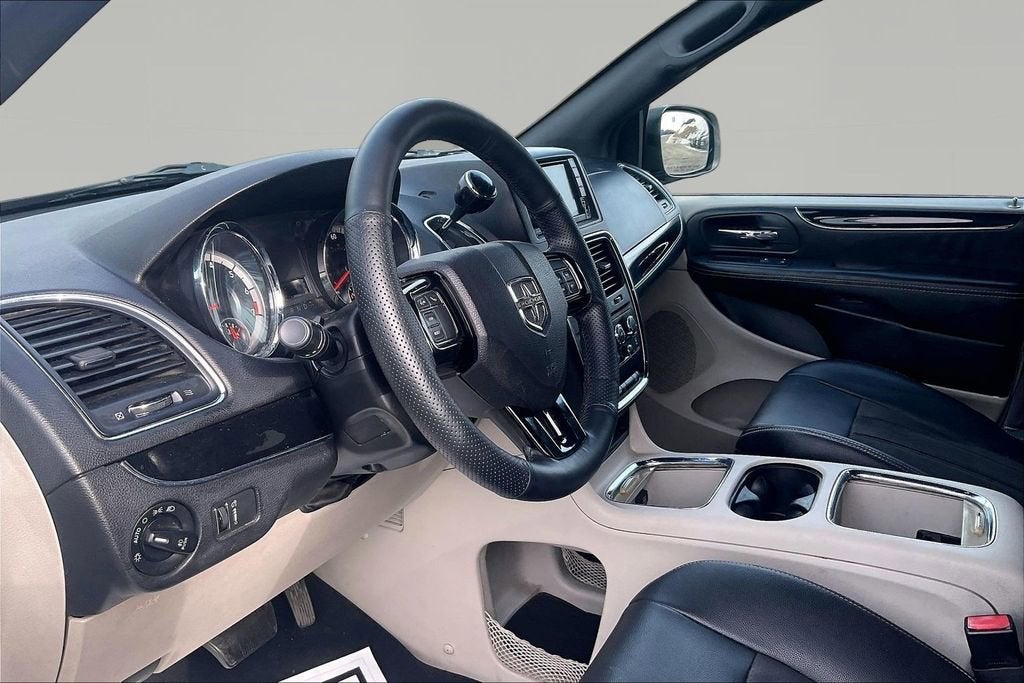 2020 Dodge Grand Caravan SXT