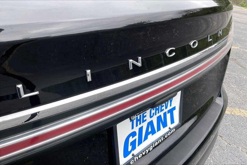 2022 Lincoln Nautilus Reserve