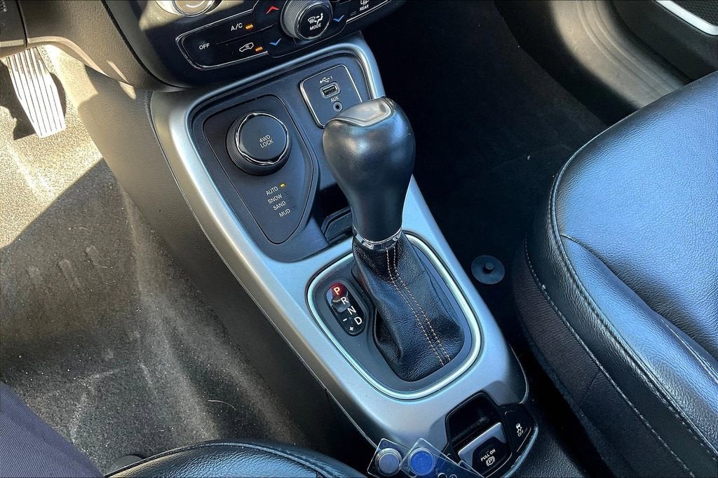 2020 Jeep Compass Latitude w/Sun/Safety Pkg