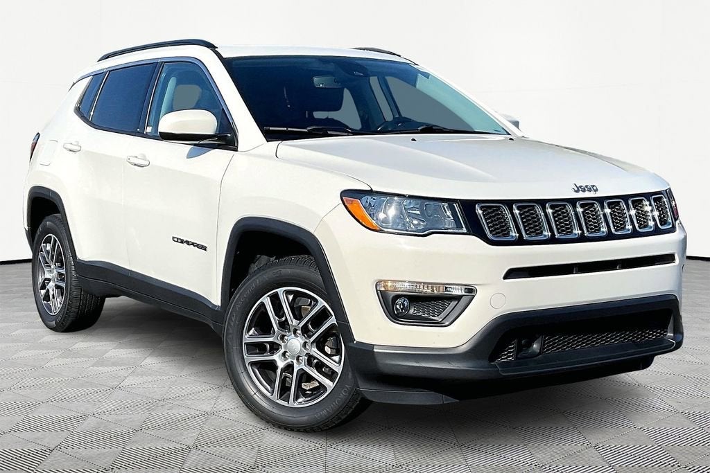 2020 Jeep Compass Latitude w/Sun/Safety Pkg