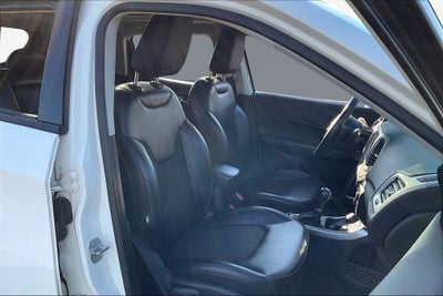 2020 Jeep Compass Latitude w/Sun/Safety Pkg