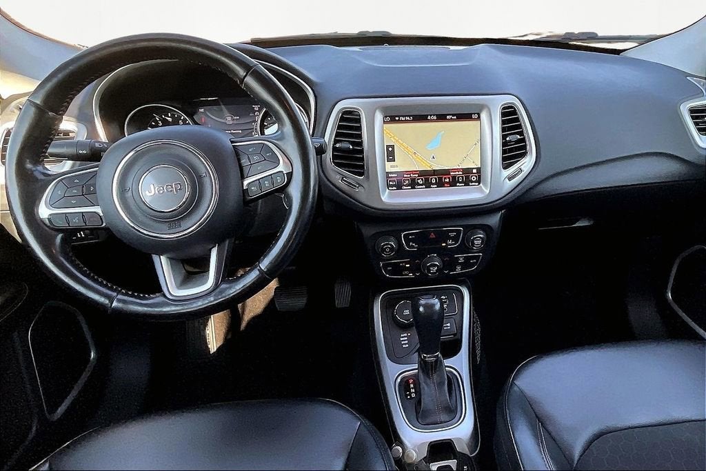 2020 Jeep Compass Latitude w/Sun/Safety Pkg