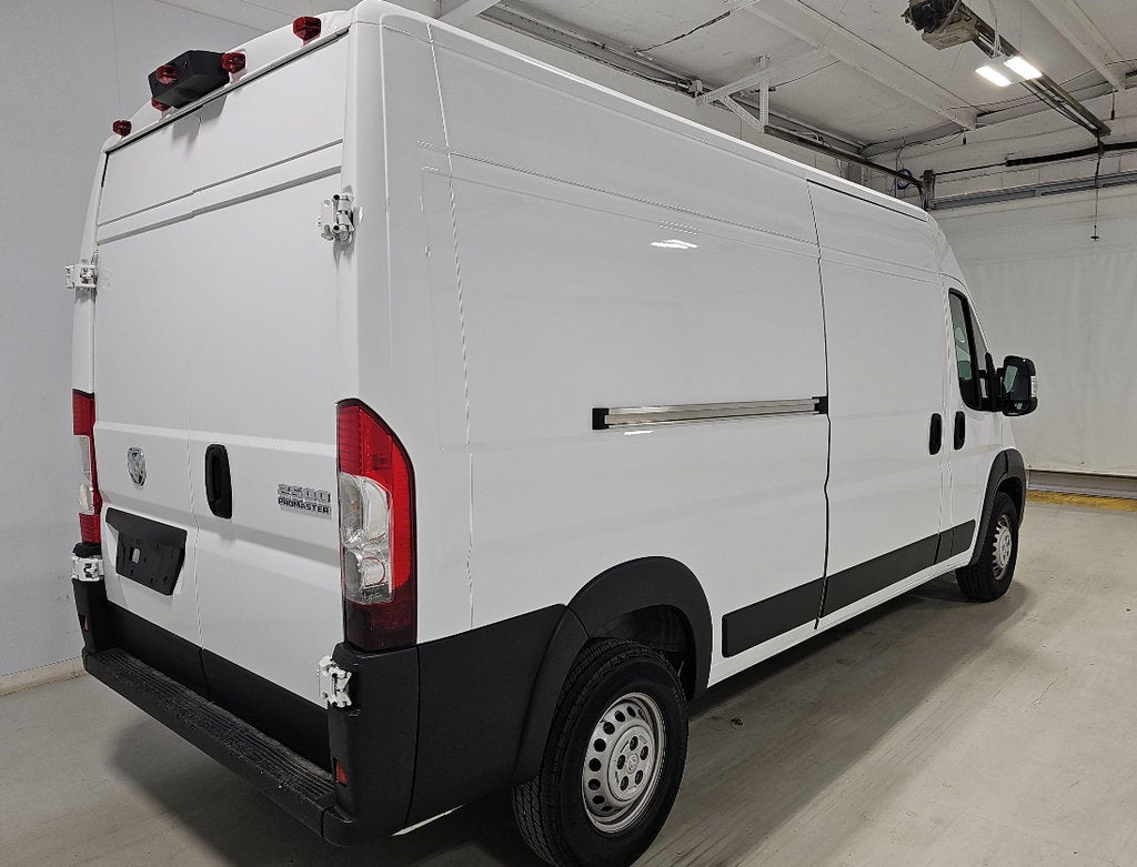 2025 RAM ProMaster Cargo Van Tradesman