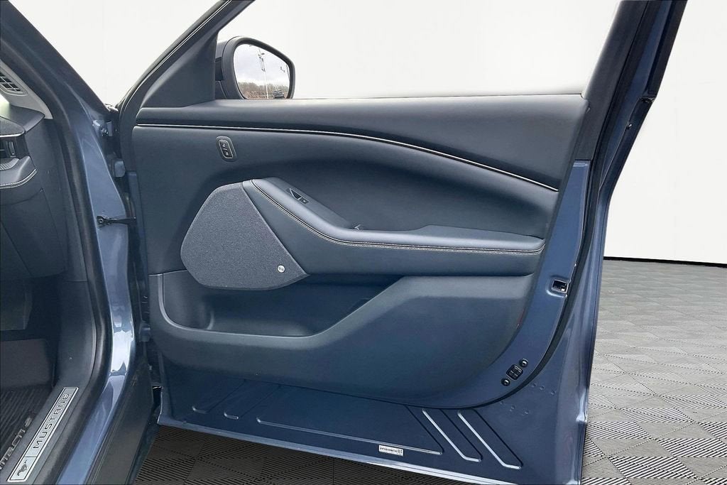 2021 Ford Mustang Mach-E Premium