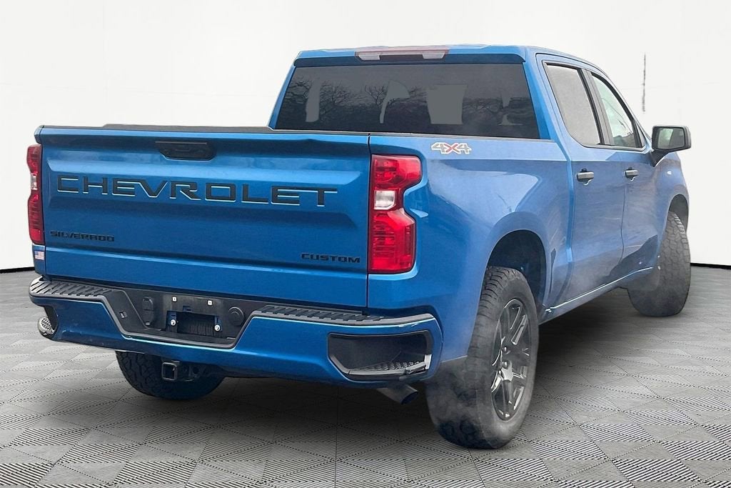 2022 Chevrolet Silverado 1500 Custom