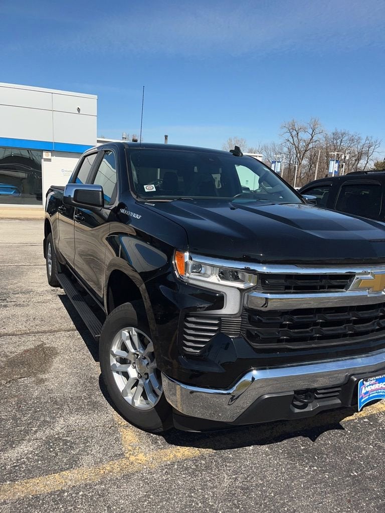 2023 Chevrolet Silverado 1500 LT (2FL)