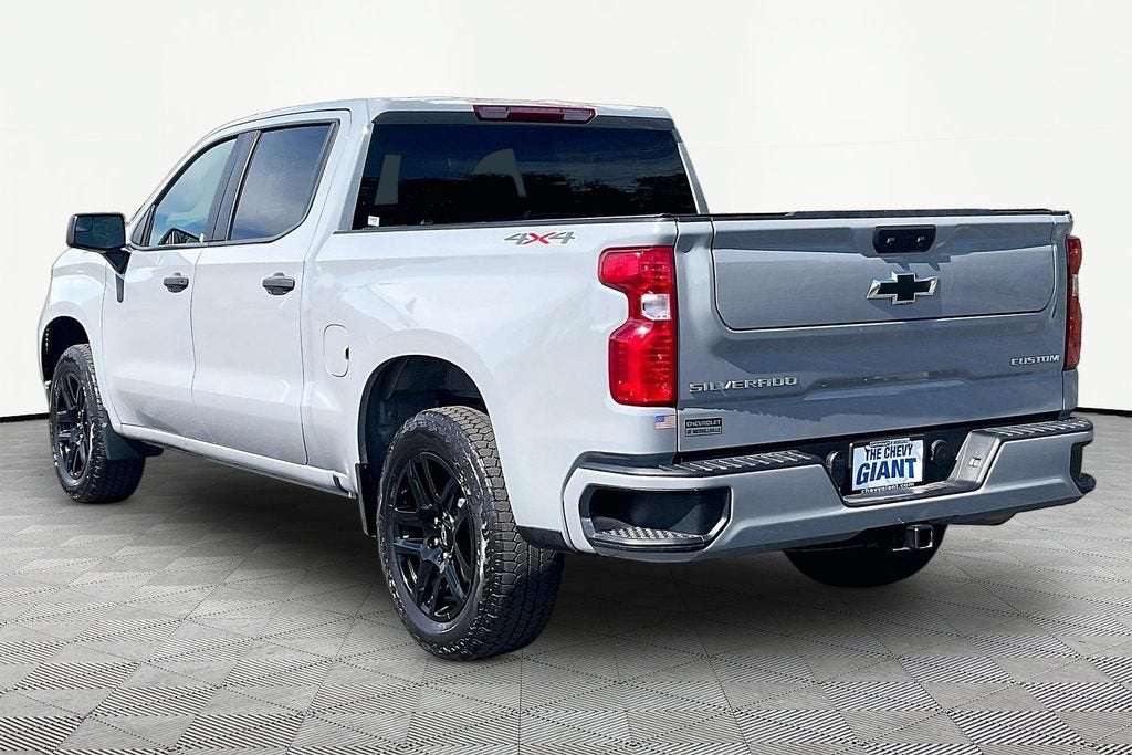 2025 Chevrolet Silverado 1500 Custom