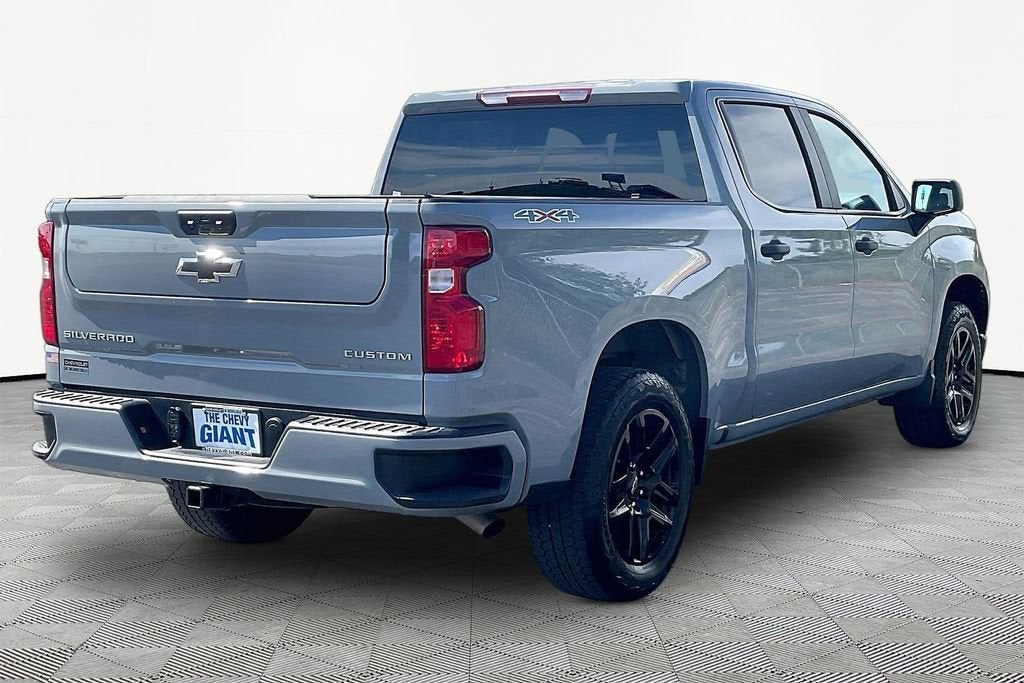 2025 Chevrolet Silverado 1500 Custom