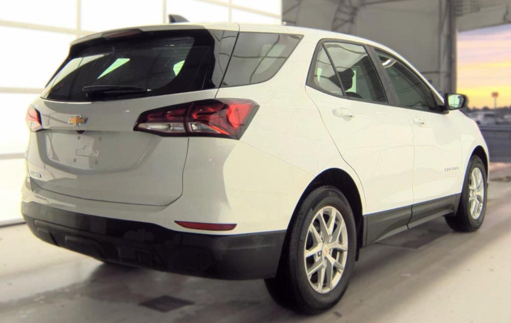 2023 Chevrolet Equinox LS
