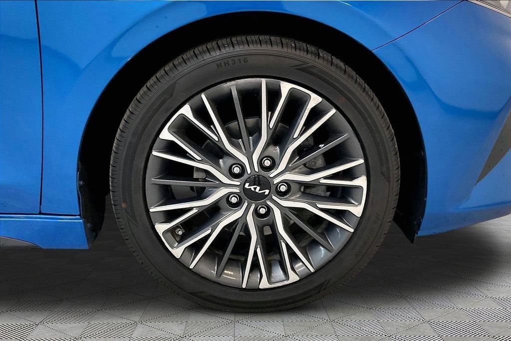 2022 Kia Forte GT-Line