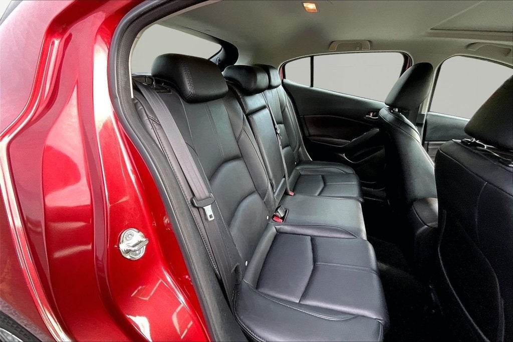 2018 Mazda Mazda3 5-Door Touring