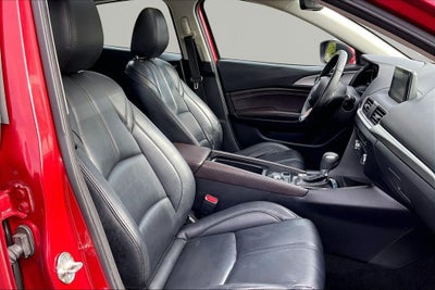 2018 Mazda Mazda3 5-Door Touring