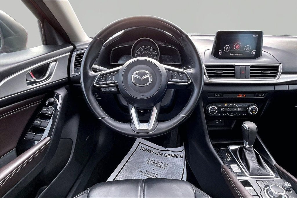 2018 Mazda Mazda3 5-Door Touring