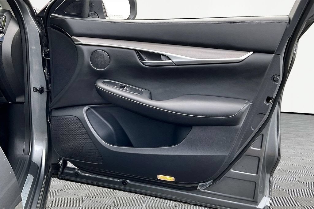 2023 INFINITI QX50 PURE