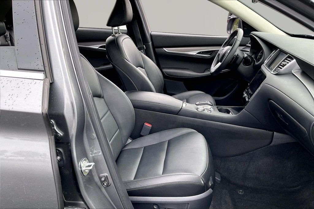 2023 INFINITI QX50 PURE