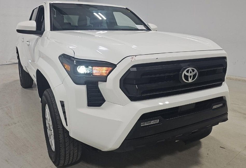 2024 Toyota Tacoma 2WD SR5