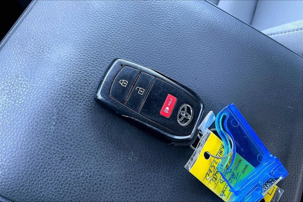 2024 Toyota Tacoma 2WD SR5