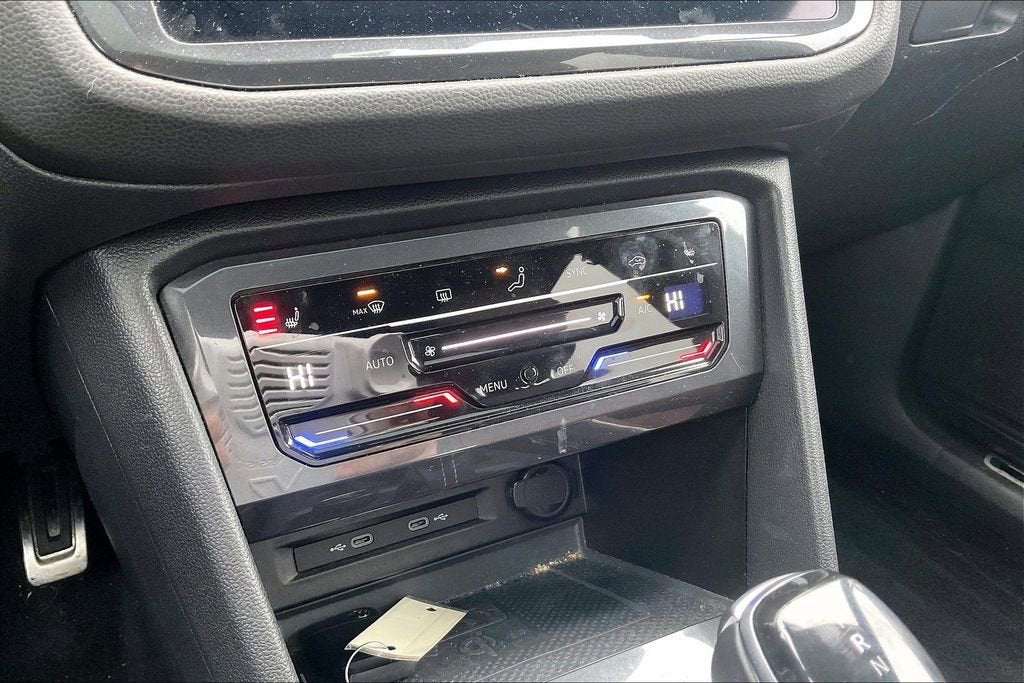 2022 Volkswagen Tiguan SEL R-Line