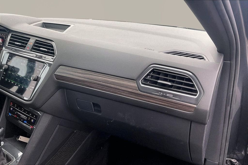 2022 Volkswagen Tiguan SEL R-Line