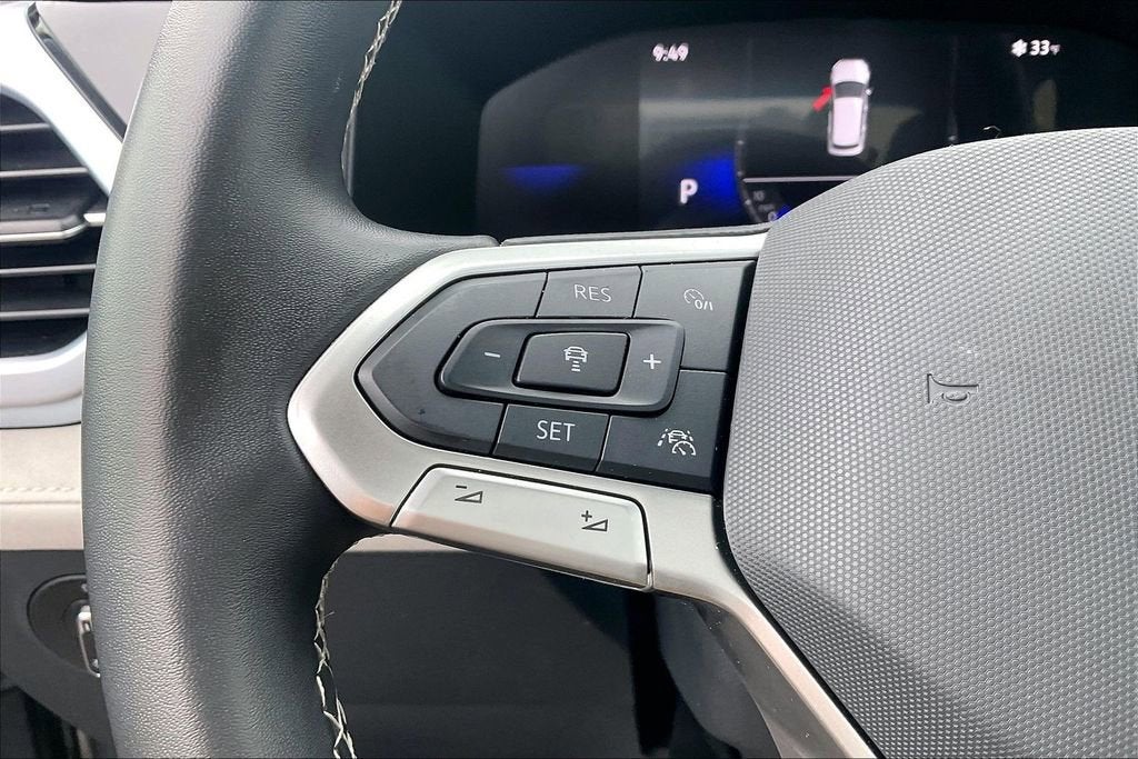 2025 Volkswagen Taos SE