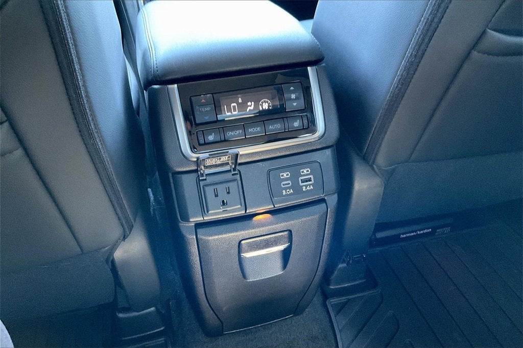 2025 Subaru Ascent Onyx Edition Touring