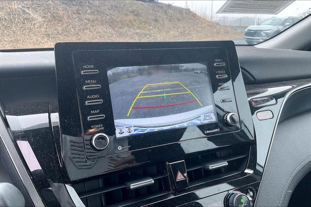 2021 Toyota Camry Hybrid LE