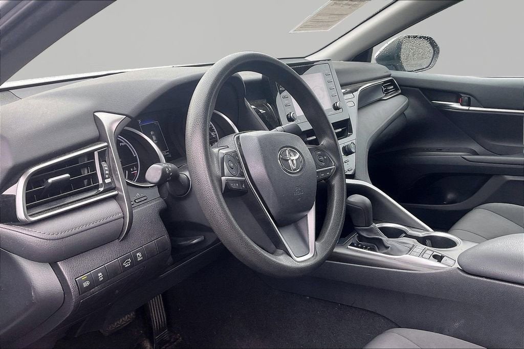 2021 Toyota Camry Hybrid LE