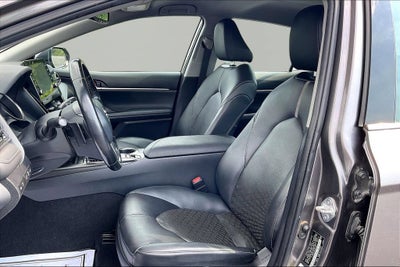 2021 Toyota Camry Hybrid XSE
