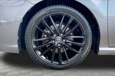 2021 Toyota Camry Hybrid XSE