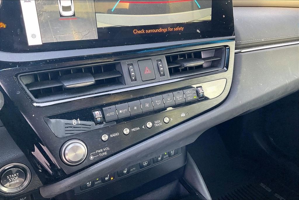 2024 Lexus ES ES 350 F SPORT Handling