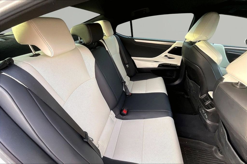 2024 Lexus ES ES 350 F SPORT Handling