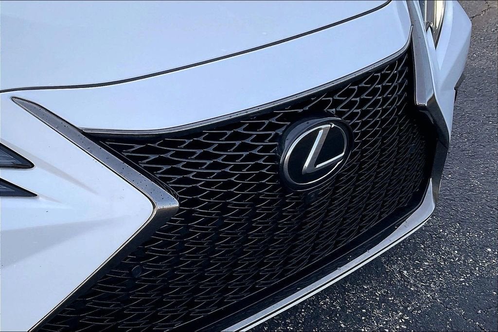 2024 Lexus ES ES 350 F SPORT Handling