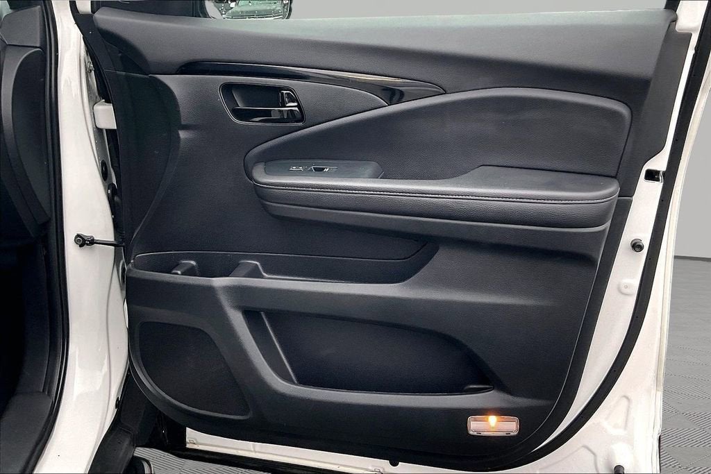 2023 Honda Passport Elite