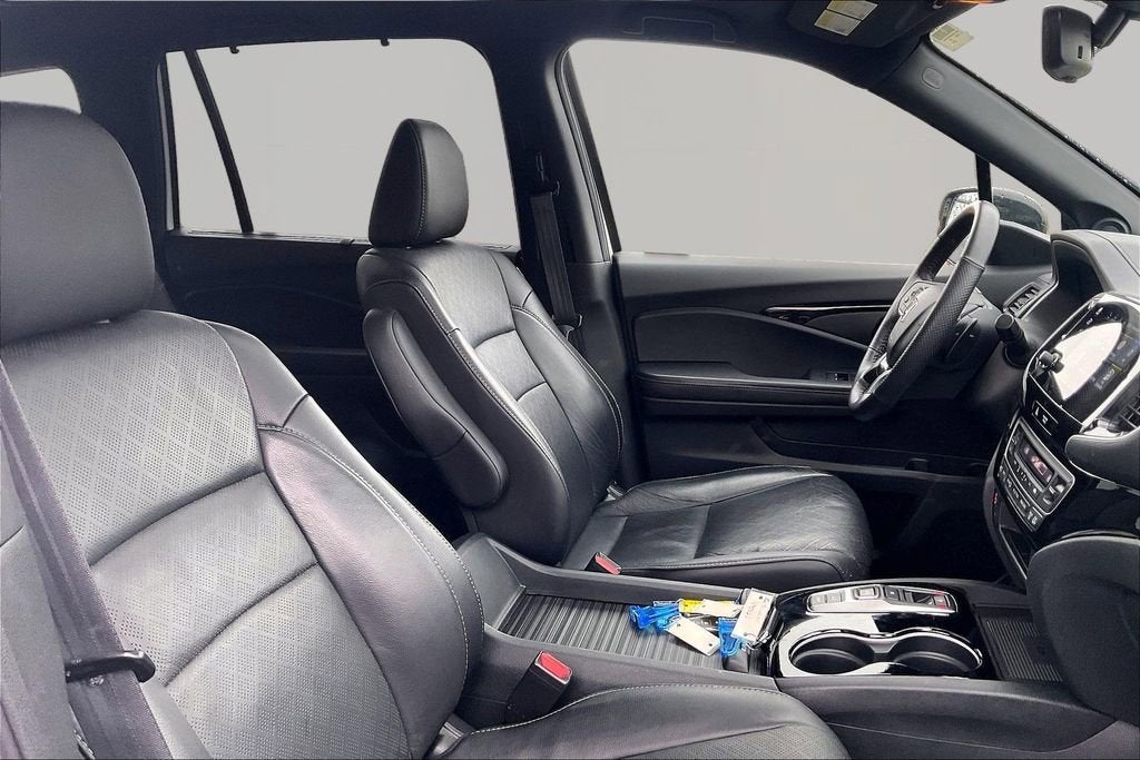 2023 Honda Passport Elite