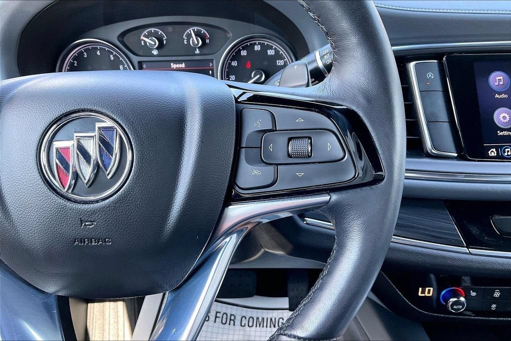 2023 Buick Enclave Essence