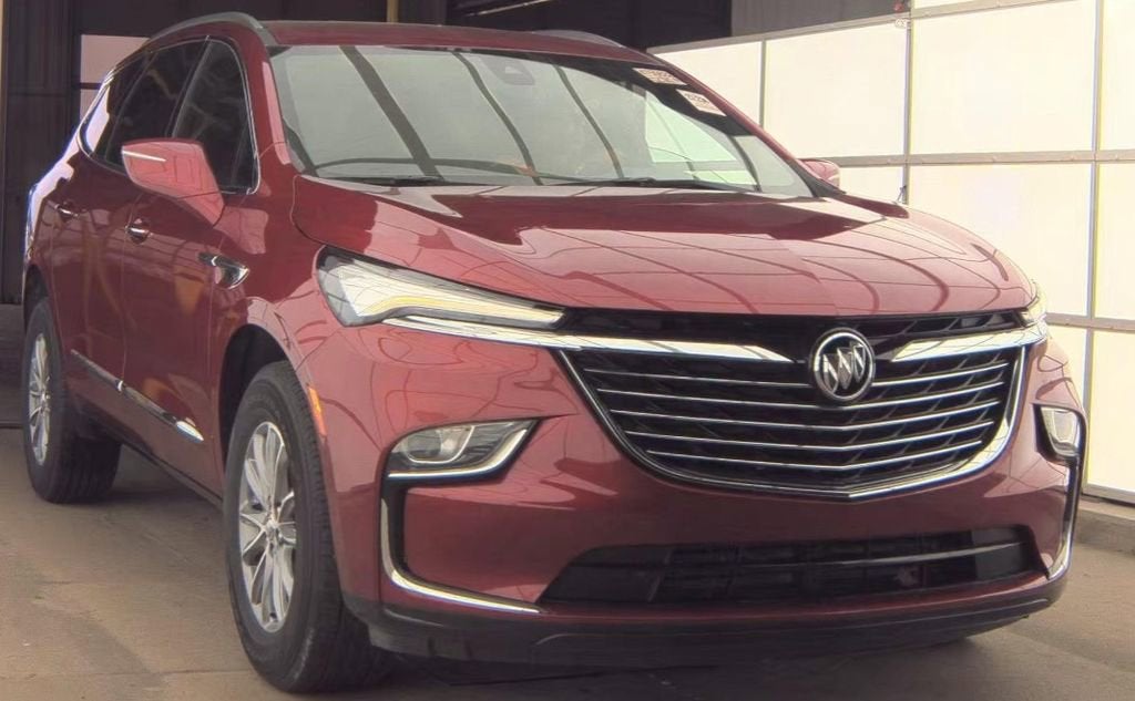 2023 Buick Enclave Essence