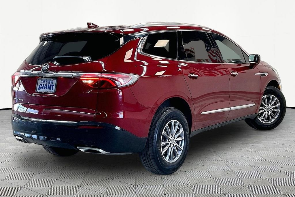 2023 Buick Enclave Essence