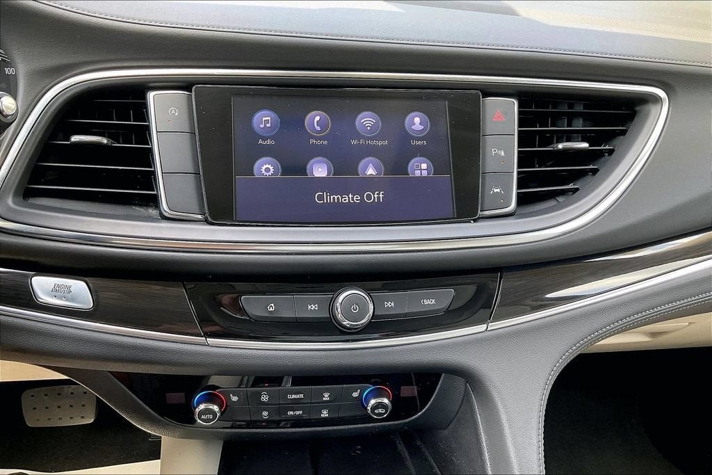 2023 Buick Enclave Essence