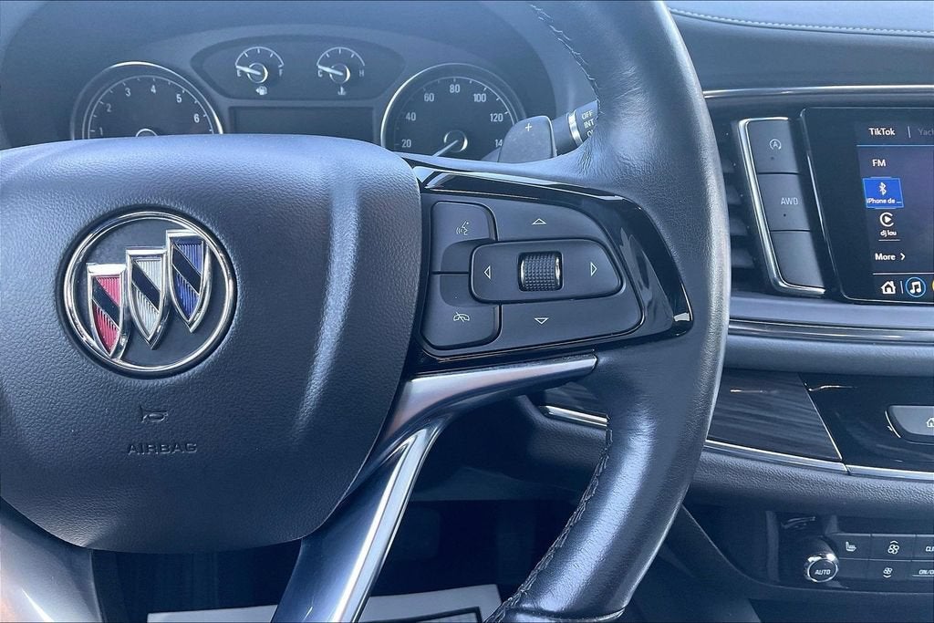 2023 Buick Enclave Essence