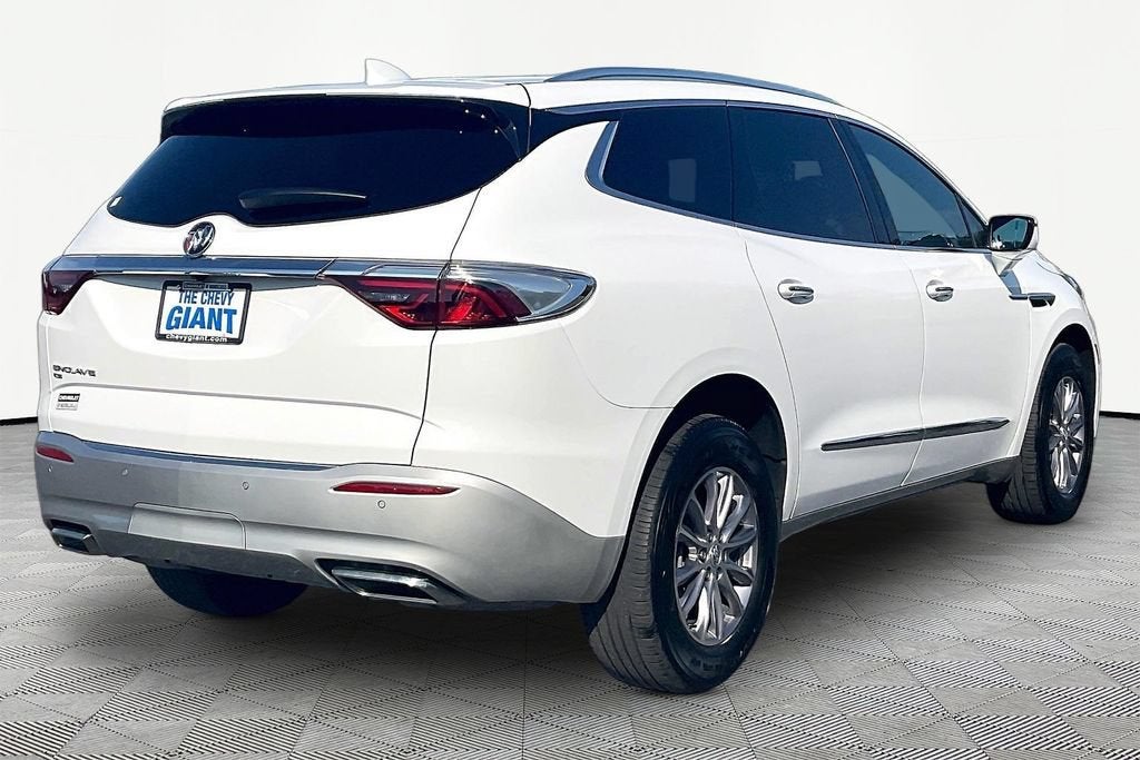 2023 Buick Enclave Essence