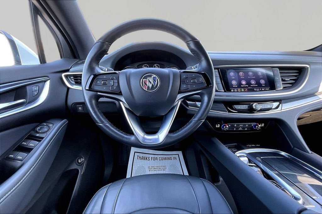 2023 Buick Enclave Essence