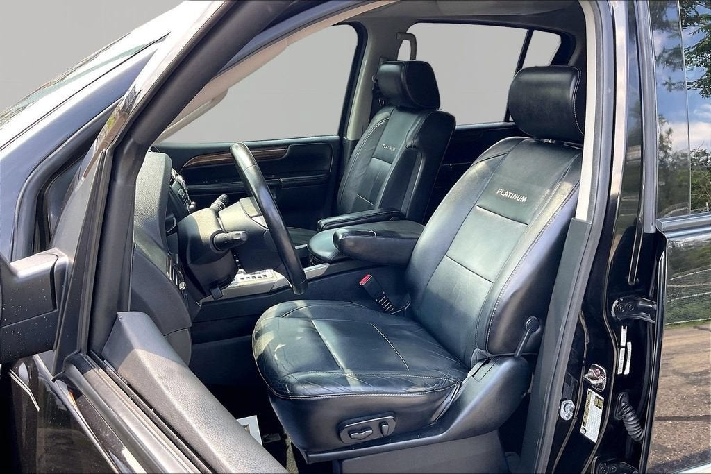 2014 Nissan Armada Platinum