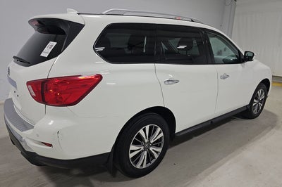 2020 Nissan Pathfinder S