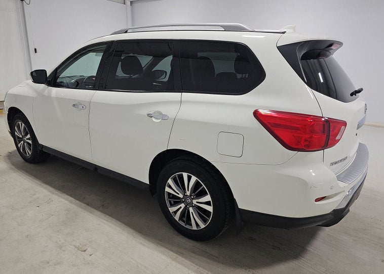 2020 Nissan Pathfinder S