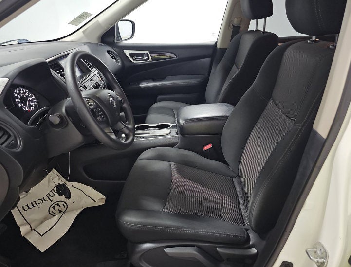 2020 Nissan Pathfinder S