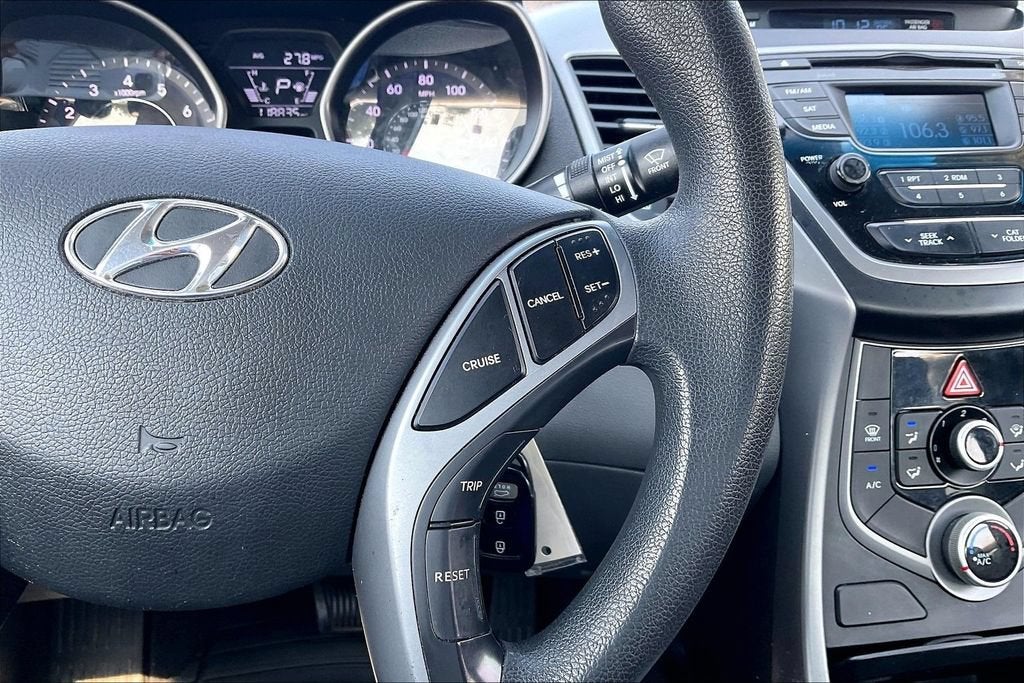 2016 Hyundai Elantra SE