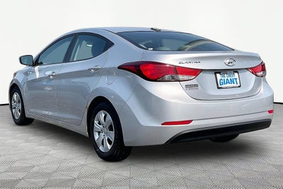 2016 Hyundai Elantra SE