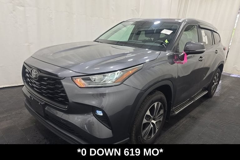2024 Toyota Highlander LE