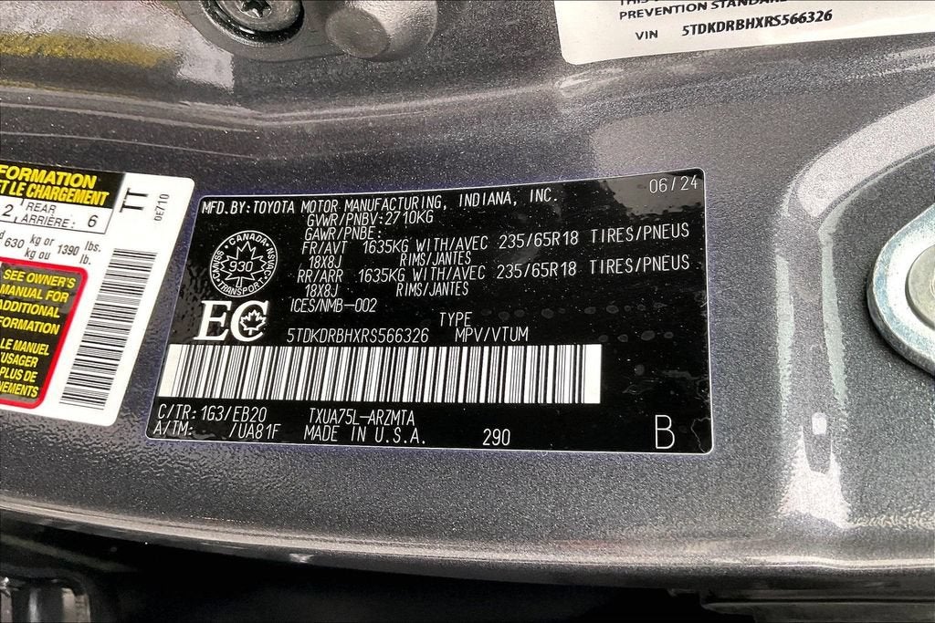 2024 Toyota Highlander LE