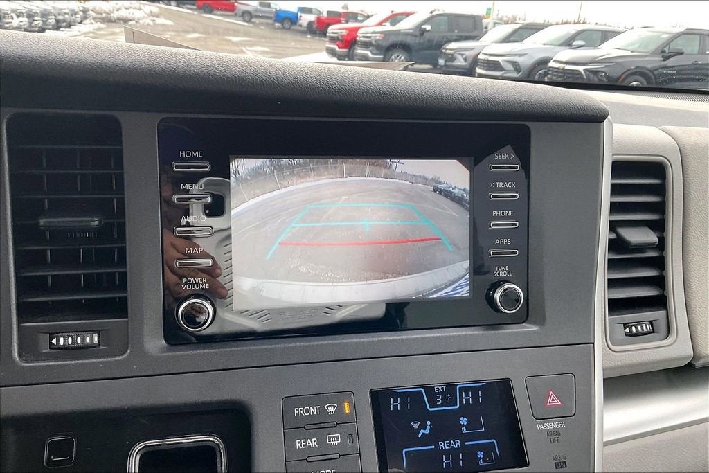 2020 Toyota Sienna L